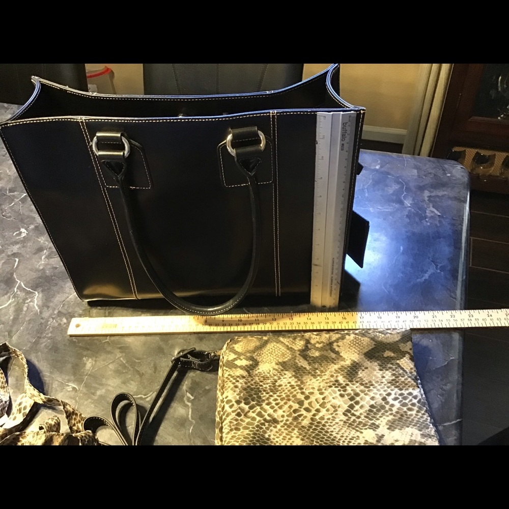 Laptop bag - Picture 3 of 7